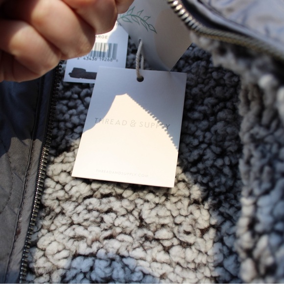 NWT Thread and Supply Large Gray Vest - Picture 7 of 9